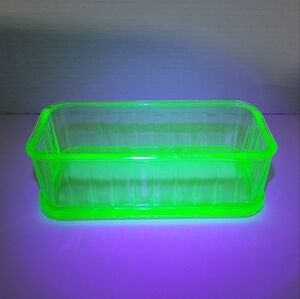 Vintage Green Uranium Glass Refrigerator Loaf Dish Glows Read